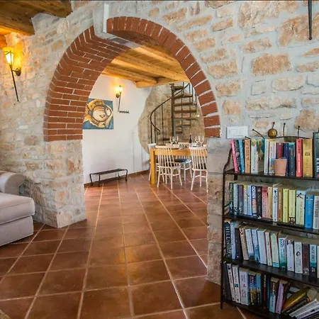 Konukevi Casa Rovo