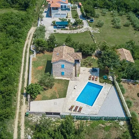 Gostinjska kuća Casa Rovo *