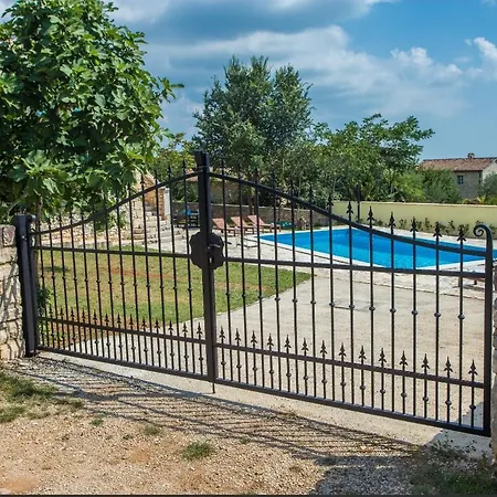 Casa Rovo Gostinjska kuća *