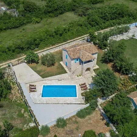 Gostinjska kuća Casa Rovo *